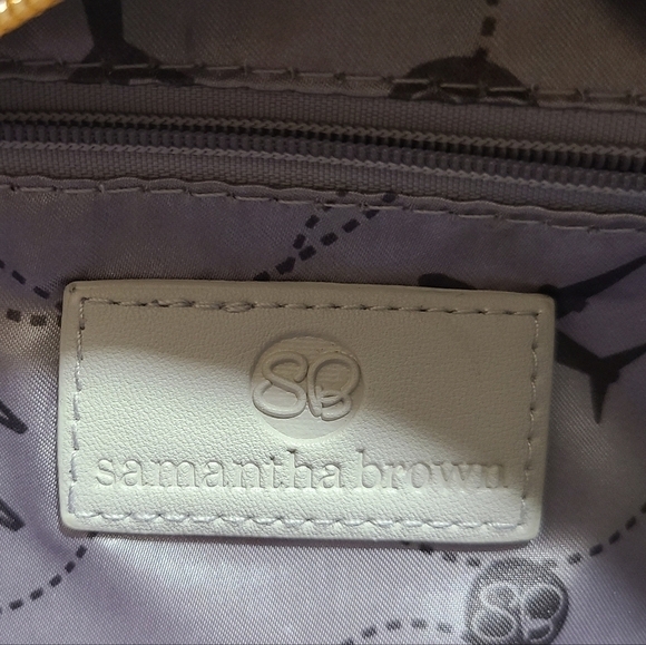 Samantha Brown Quilted Belt Sling Bag - Picture 8 of 10